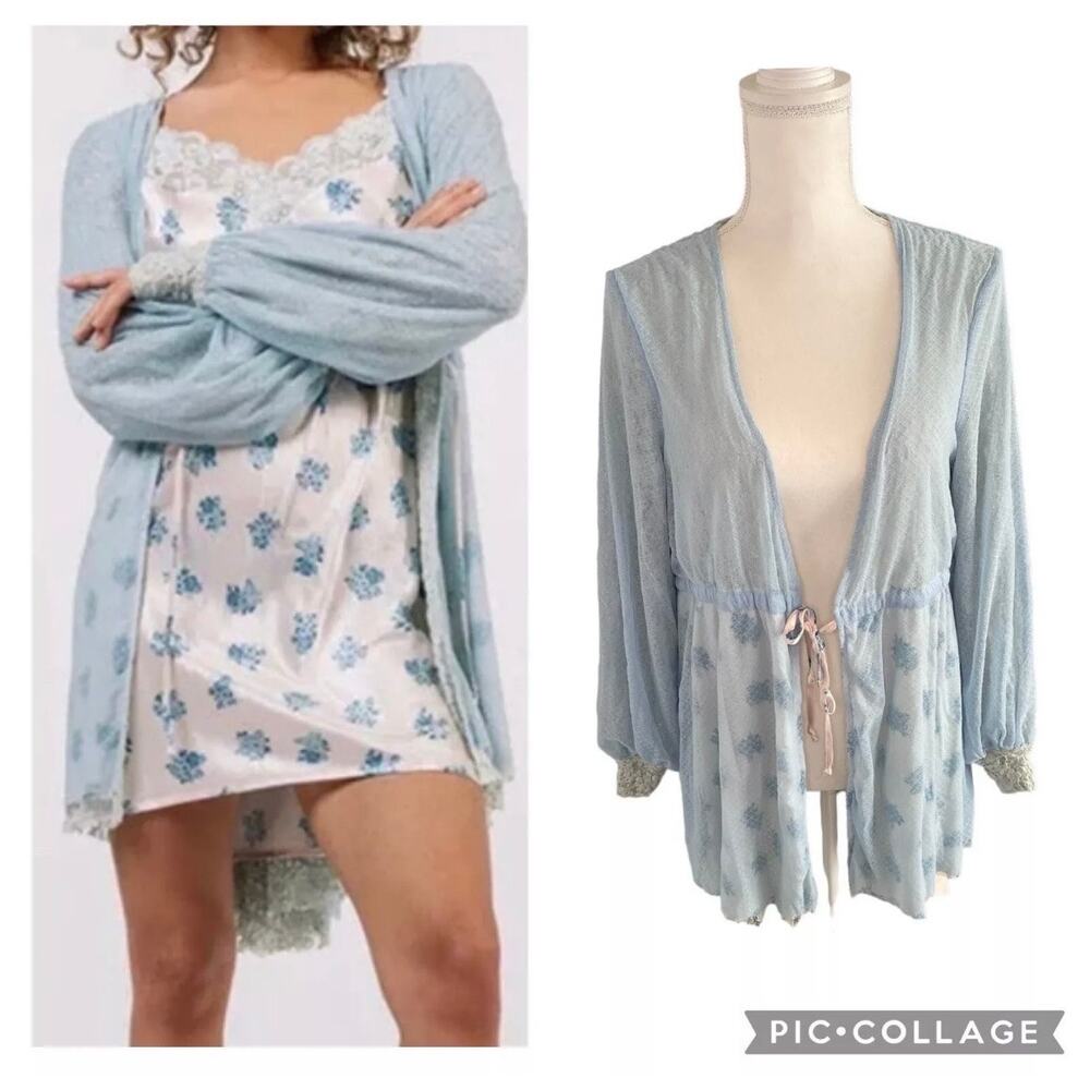 We are HAH Make it a Double Lace Robe French Blue Reversible Size Small - NWT